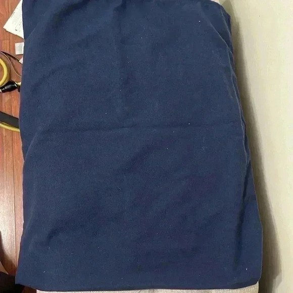 Large Prada dust bag. 21 x 18 - Picture 2 of 2